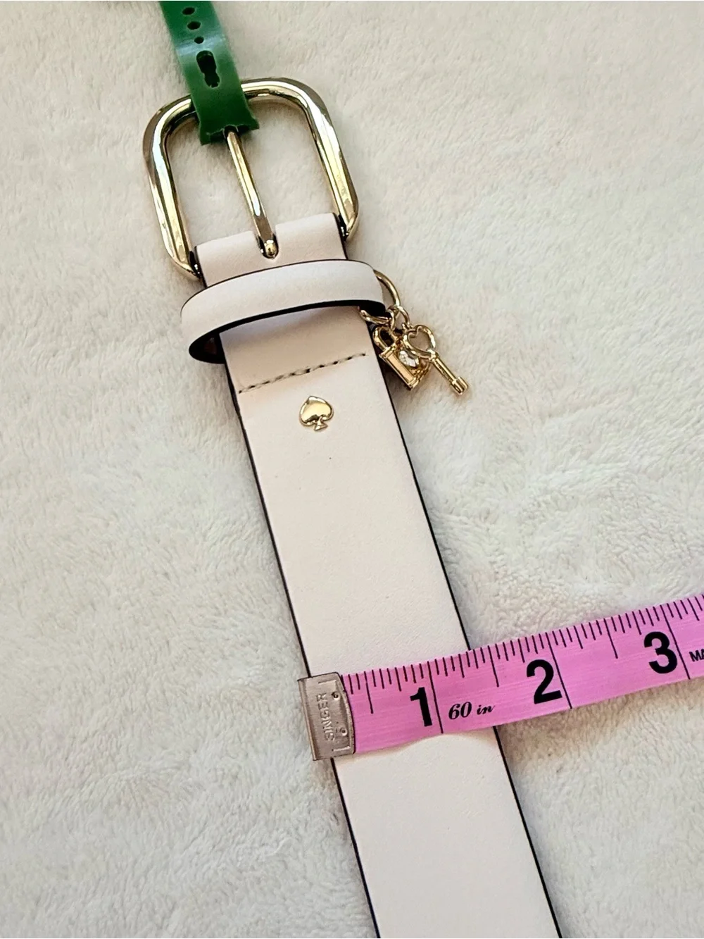 New Kate Spade Cream Leather Belt with Gold Lock & Key Charm - Size Medium (NWT)